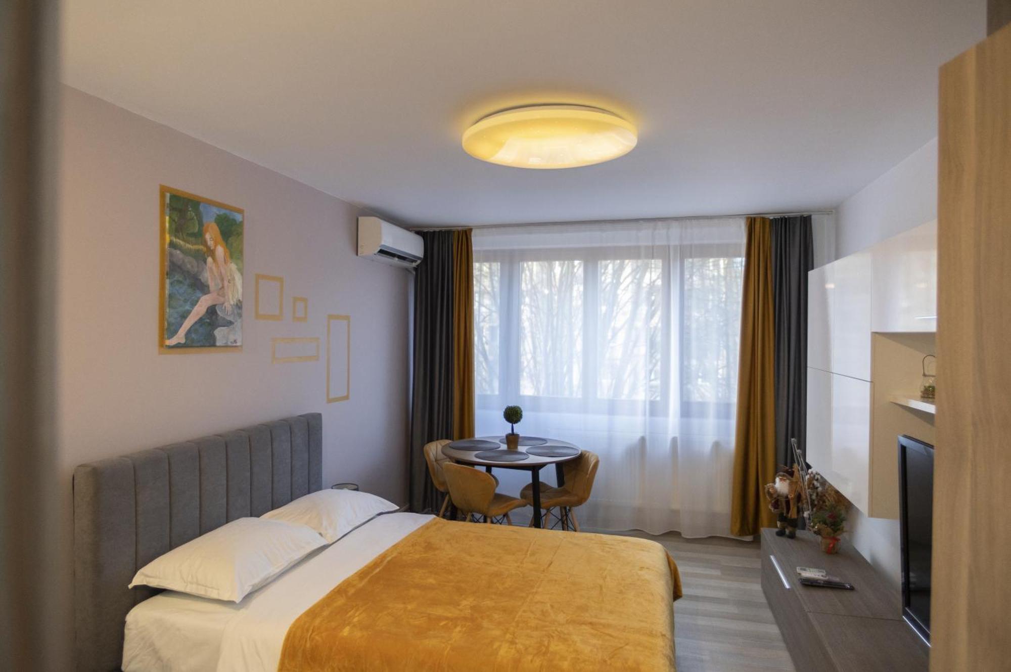 Апартаменты Casa Rusu -Victoria-Self Check In-24H Решица Экстерьер фото